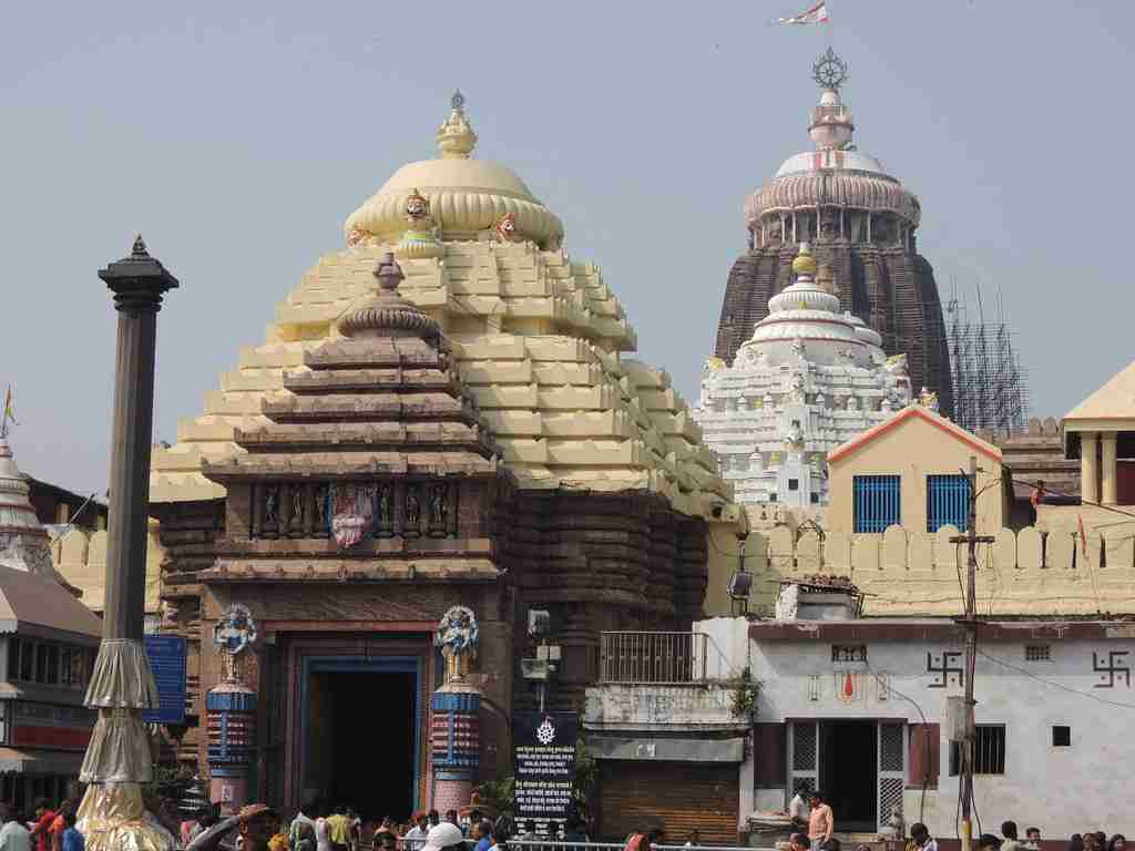 why jagannath temple has no shadow